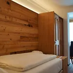 宾格酒店 4* 上陶恩
