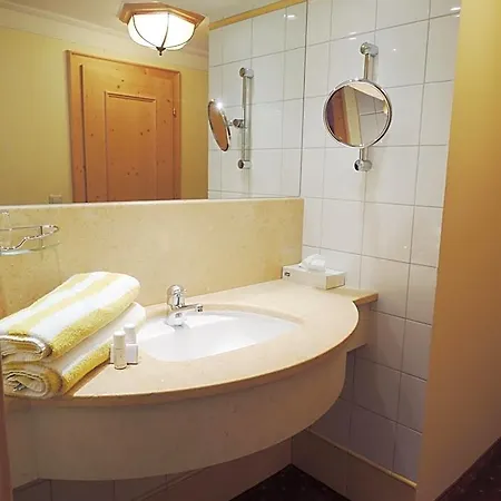 Hotel Binggl 4*