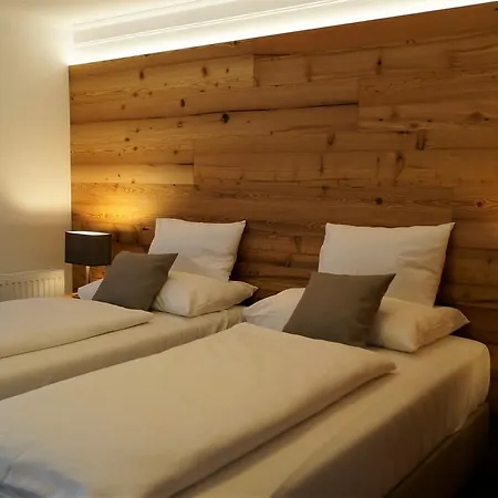 Binggl Hotel